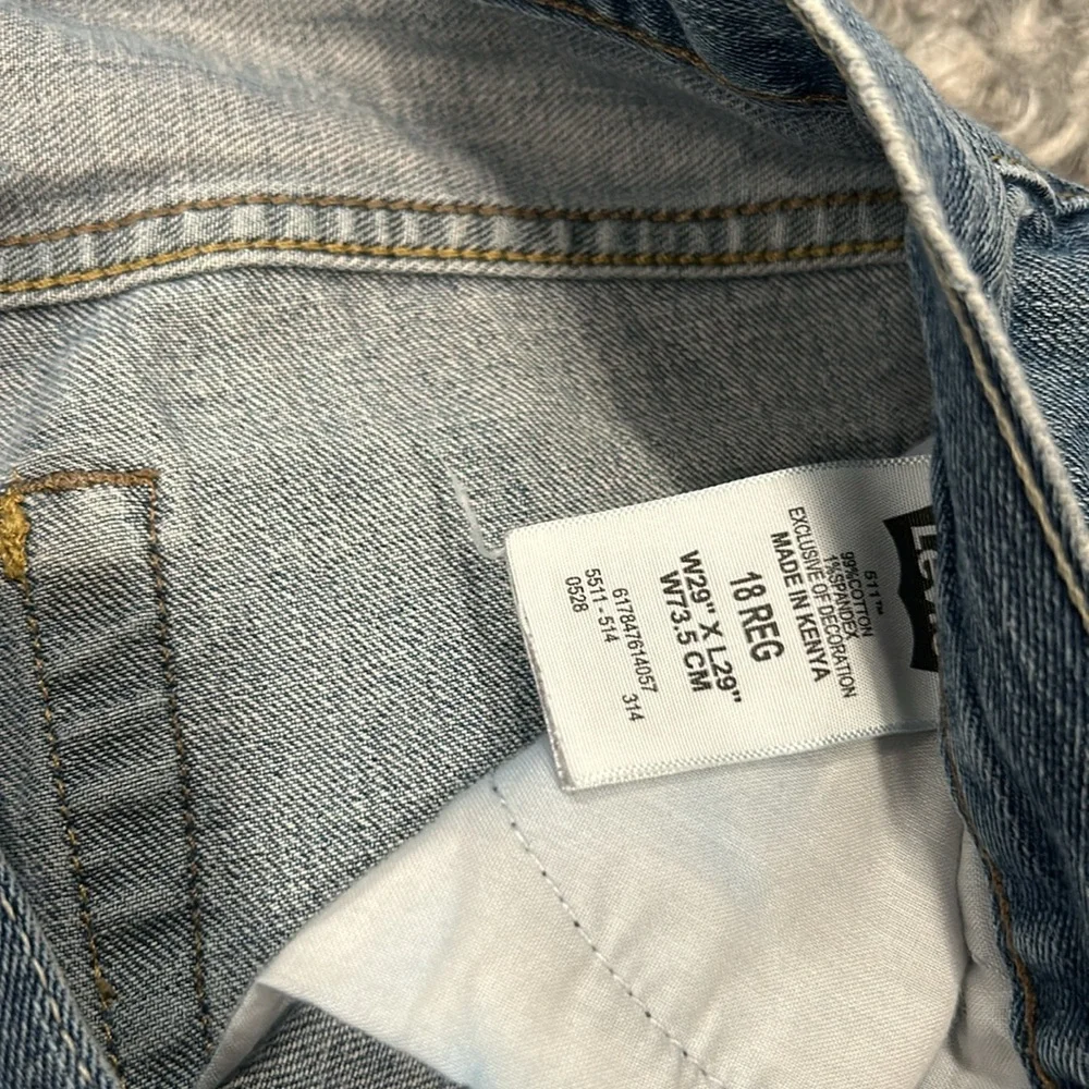 Levi’s Men 511 Slim Light Wash Jeans Size 29